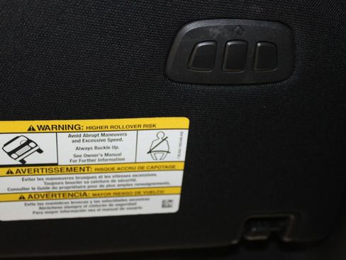 Used 2023 Ford F150 Lariat w/ Trailer Tow Package image 45