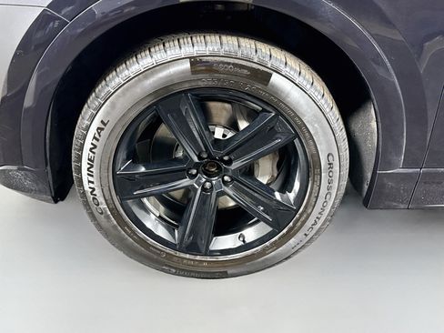 Used 2019 Audi Q8 Premium AWD/4WD image 38