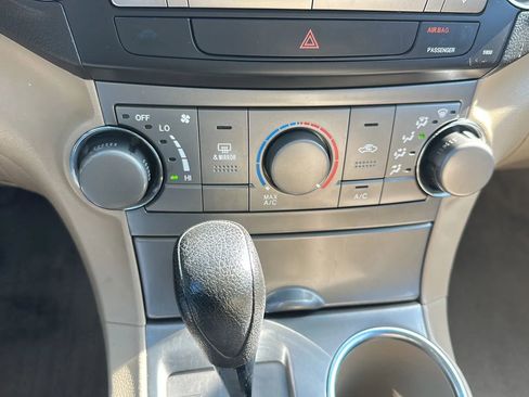 Used 2008 Toyota Highlander 4WD image 16