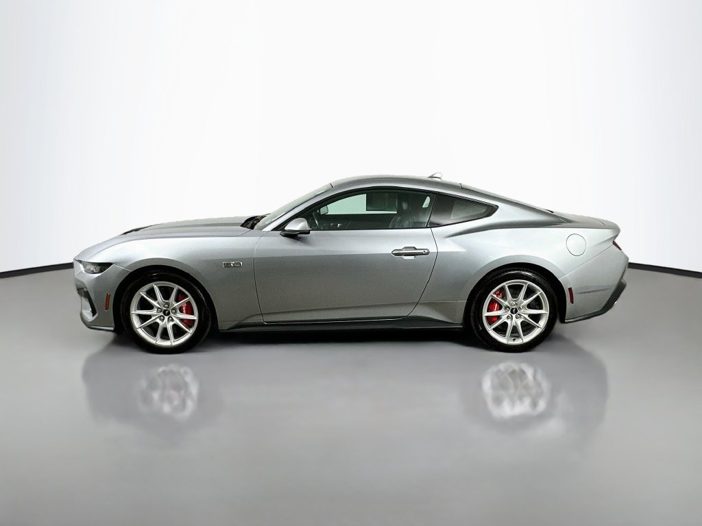 Used 2024 Ford Mustang GT Premium RWD image 5