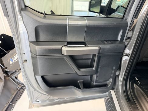 Used 2020 Ford F150 XLT w/ Equipment Group 302A Luxury AWD/4WD image 14