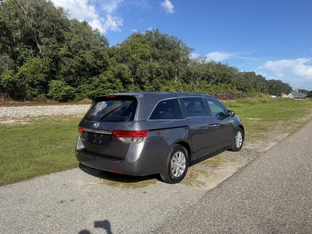 Used 2015 Honda Odyssey EX image 3