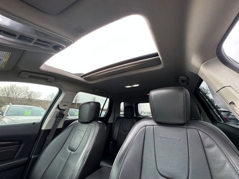 Used 2017 GMC Terrain Denali image 42