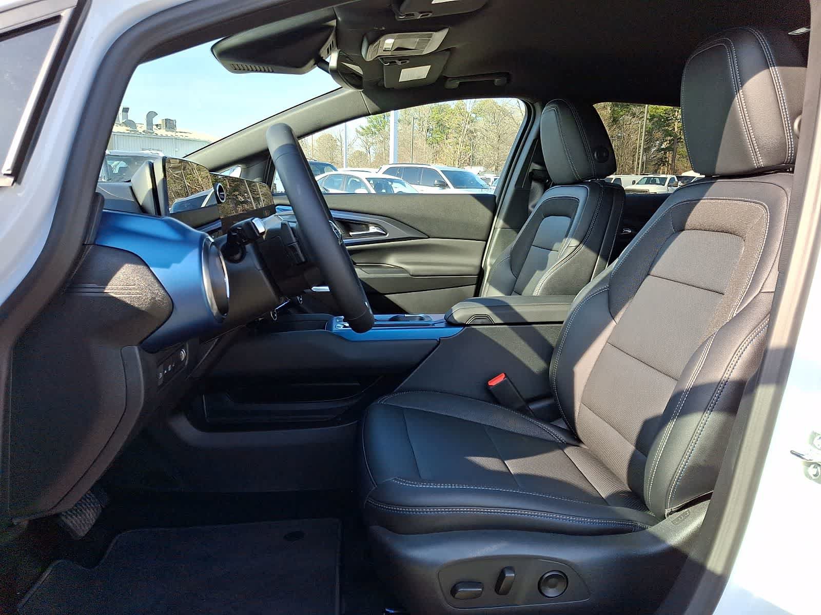 New 2026 Chevrolet Equinox EV LT FWD image 10