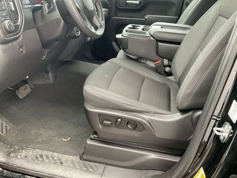 Used 2024 Chevrolet Silverado 1500 Custom image 25