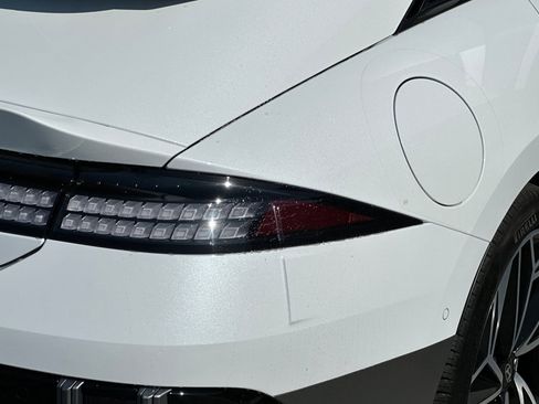 New 2024 Hyundai Ioniq 6 Limited image 31