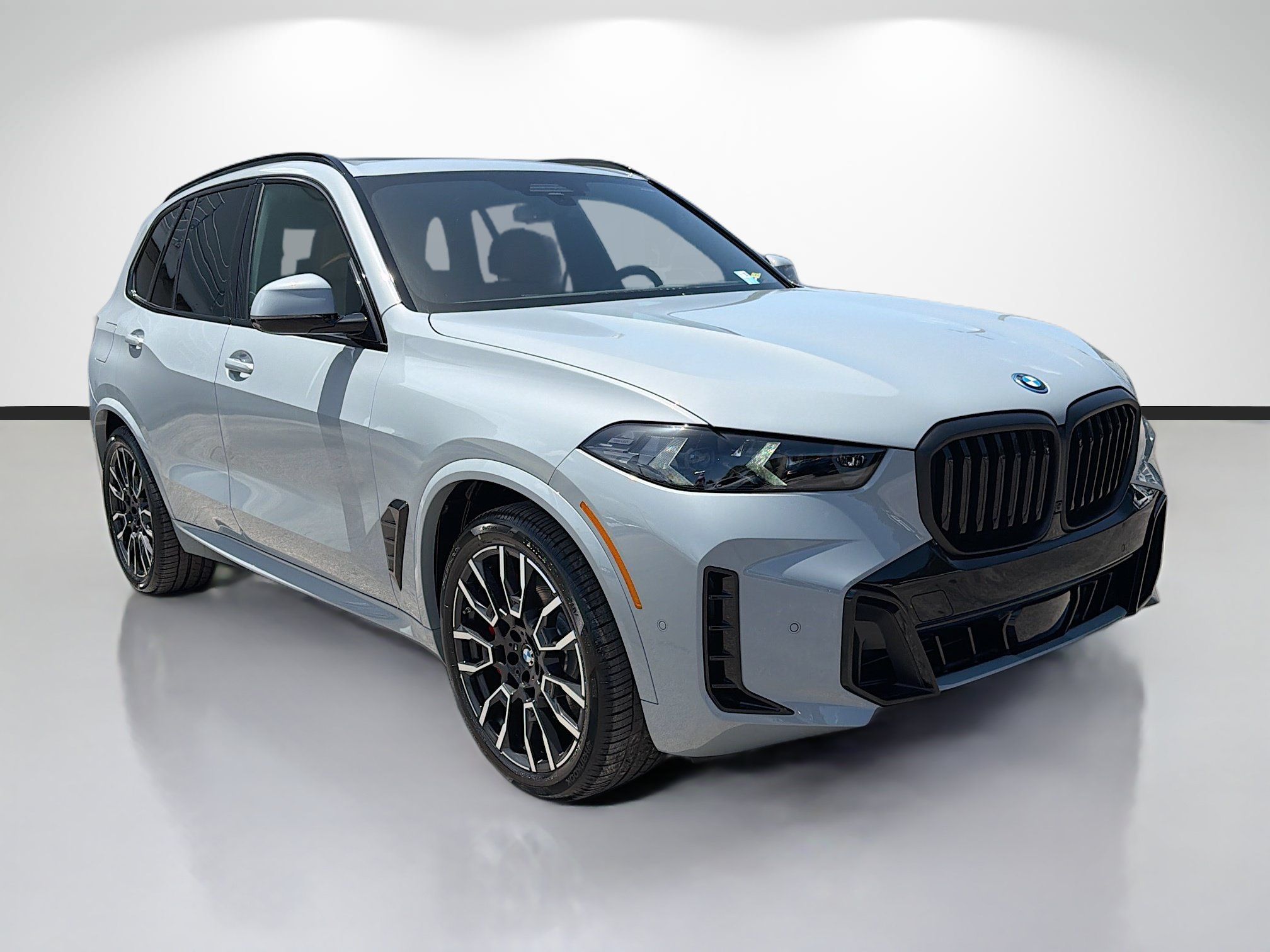 New 2026 BMW X5 xDrive50e w/ Executive Package AWD/4WD image 1