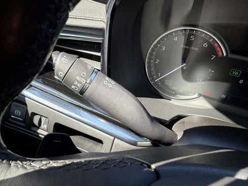 Certified 2020 Cadillac XT6 Premium Luxury FWD image 30