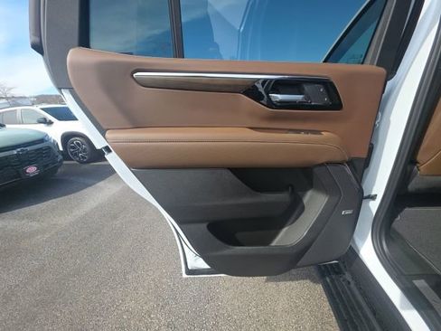 New 2026 Chevrolet Tahoe High Country image 36