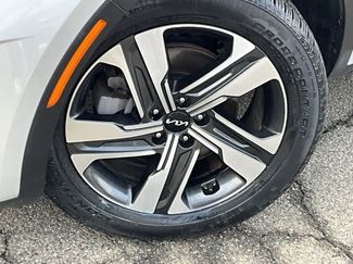 Used 2023 Kia Sorento EX video 2