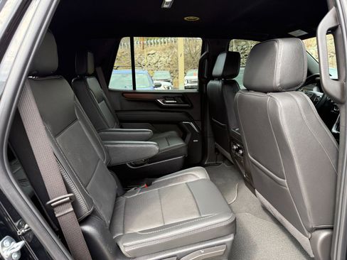 Used 2025 GMC Yukon Denali image 21