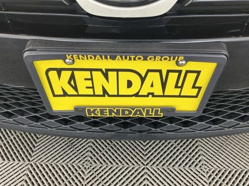 Used 2017 Toyota Corolla XSE image 31