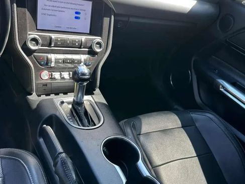 Used 2019 Ford Mustang GT Premium RWD image 12