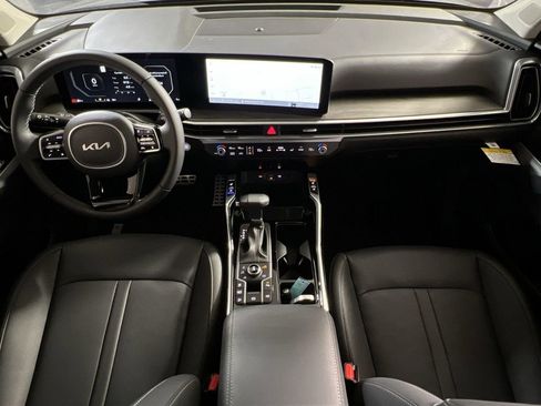 Used 2025 Kia Sorento SX AWD/4WD image 21