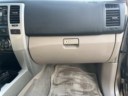 Used 2008 Toyota 4Runner SR5 image 26