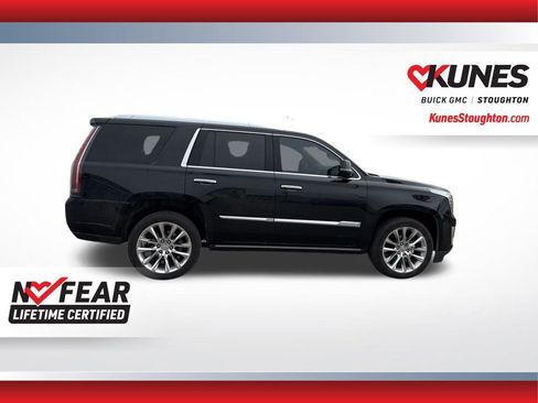 Used 2020 Cadillac Escalade Premium Luxury image 10