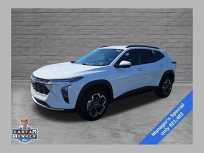 Used 2024 Chevrolet Trax LT w/ Driver Confidence Package