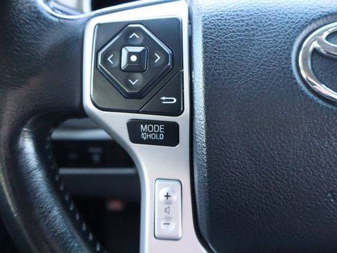 Used 2016 Toyota Sequoia Platinum AWD/4WD image 32