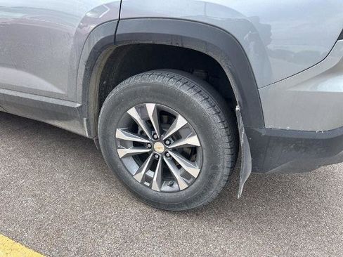 Used 2025 Chevrolet Equinox LT w/ Convenience Package II image 13