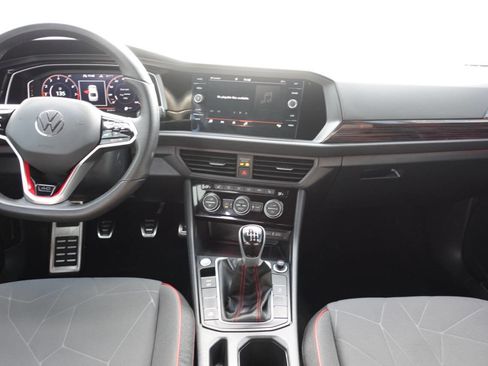 Used 2024 Volkswagen Jetta GLI 40th Anniversary Edition image 36