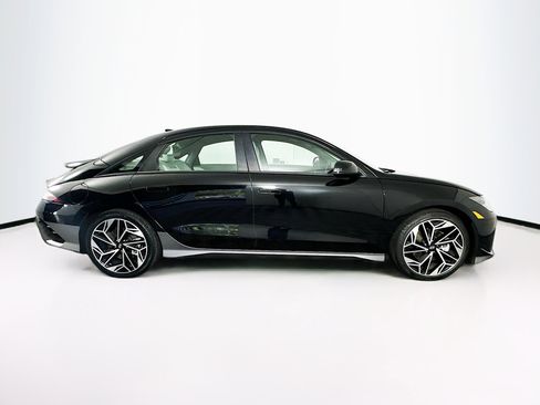 Used 2024 Hyundai Ioniq 6 SEL image 10