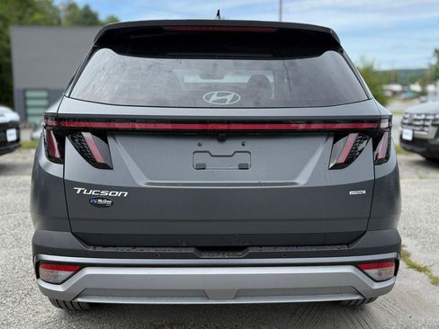 New 2025 Hyundai Tucson Limited image 4