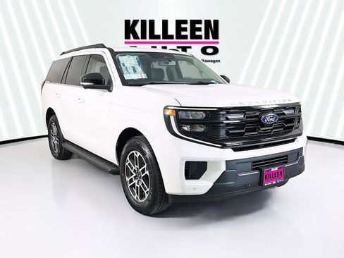 New 2026 Ford Expedition Active image 1