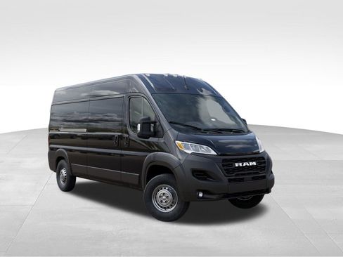 New 2026 RAM ProMaster 2500 w/ Convenience Group image 5