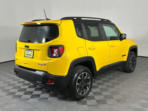 Used 2023 Jeep Renegade Trailhawk image 18