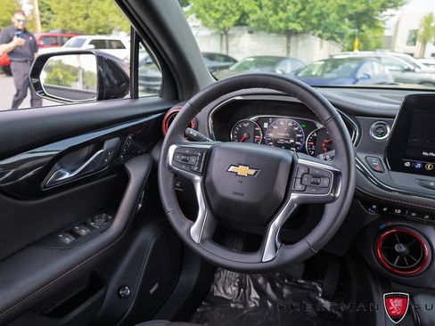 Used 2025 Chevrolet Blazer RS w/ Driver Confidence II Package AWD/4WD image 38