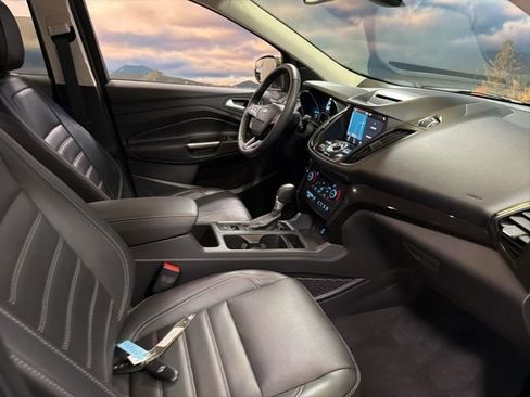 Used 2018 Ford Escape Titanium AWD/4WD image 41