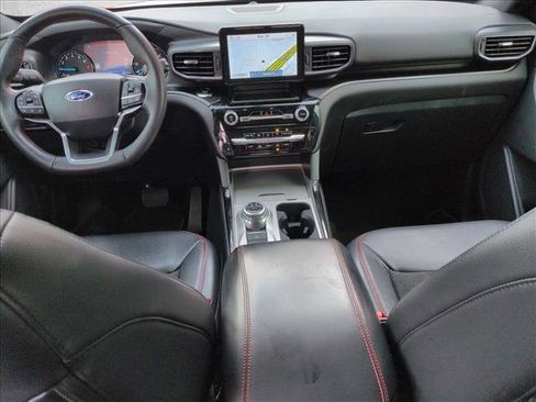 Used 2024 Ford Explorer ST-Line w/ Class IV Trailer Tow Package image 19