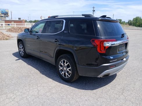 Used 2023 GMC Acadia SLT AWD/4WD image 4