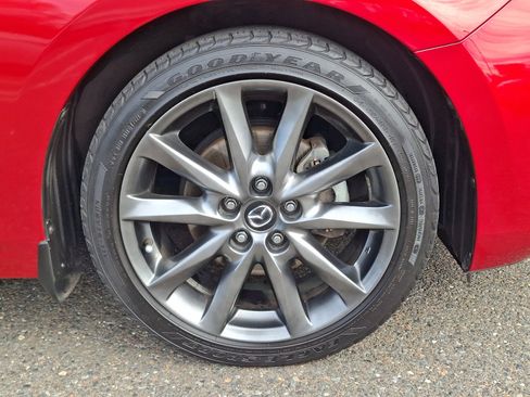 Used 2018 MAZDA MAZDA3 Touring image 8