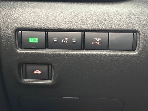 Certified 2024 Nissan Sentra S image 21