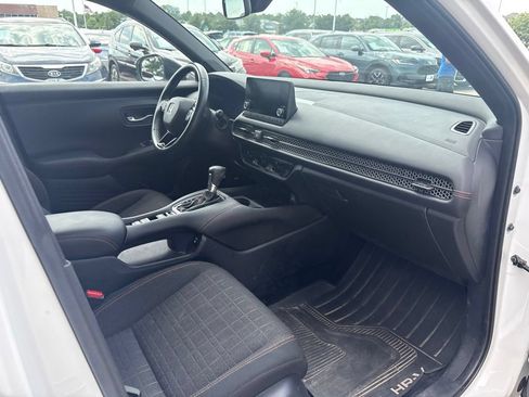 Certified 2024 Honda HR-V Sport image 22