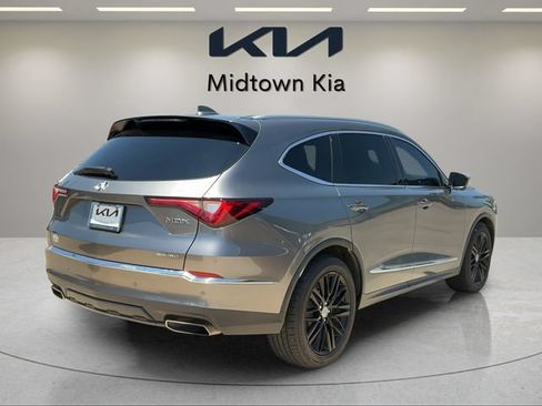 Used 2022 Acura MDX SH-AWD w/ Advance Package image 3