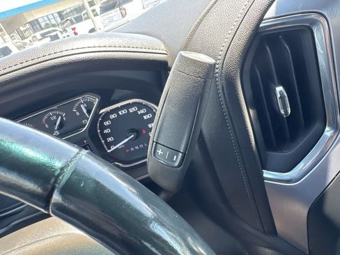 Used 2022 GMC Sierra 2500 SLT w/ SLT Premium Package AWD/4WD image 16