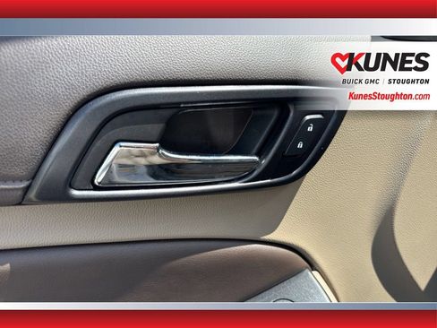 Used 2019 Chevrolet Suburban LT AWD/4WD image 29