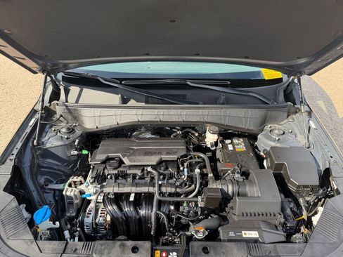 Used 2025 Hyundai Kona SEL image 32