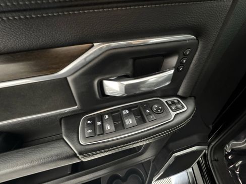 Used 2024 RAM 2500 Laramie image 15