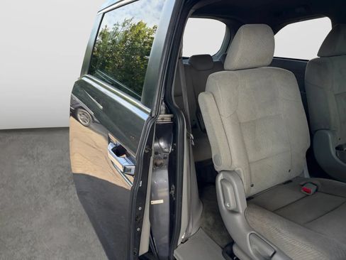 Used 2016 Honda Odyssey SE image 18