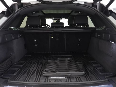 Certified 2026 Land Rover Range Rover Velar S AWD/4WD image 18