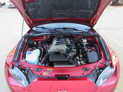 Used 2019 MAZDA MX-5 Miata RF Grand Touring image 47