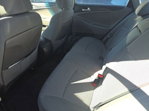 Used 2011 Hyundai Sonata GLS image 5