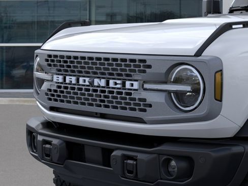 New 2026 Ford Bronco Badlands AWD/4WD image 21