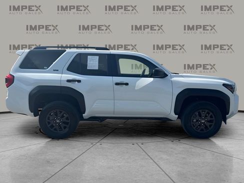 Used 2026 Toyota 4Runner SR5 RWD image 6