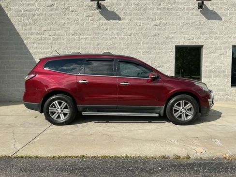 Used 2015 Chevrolet Traverse LT FWD image 12