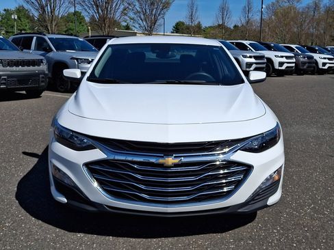 Used 2024 Chevrolet Malibu LT FWD image 8