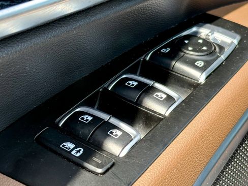 Used 2021 Kia Telluride SX w/ SX Prestige Package AWD/4WD image 17
